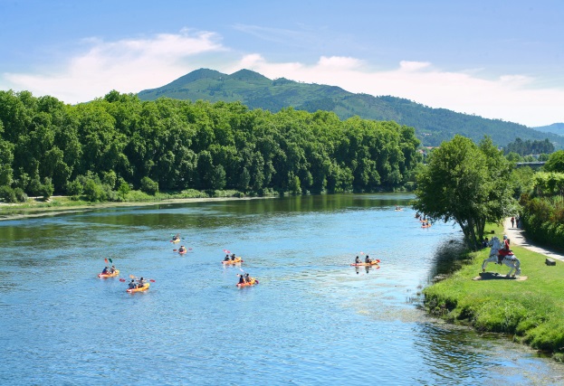 Kayak and SUP on the Lima